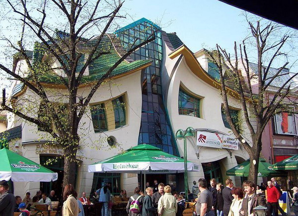 Crooked House - Sopot, Poland.jpg