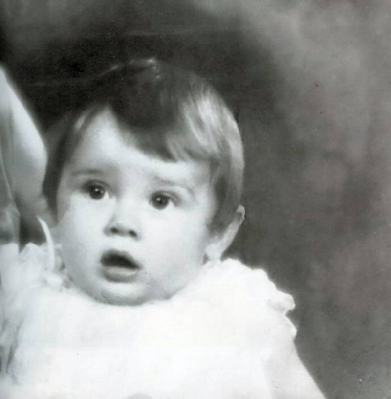 4 мая 1929 года в пригороде Брюсселя родилась девочка, которой дали имя Эдда Кетлин; ей было суждено прославиться под именем Одри..jpg
